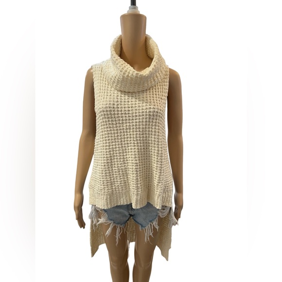 Beautiful Knit Cowel Neck from Free People - Picture 3 of 8